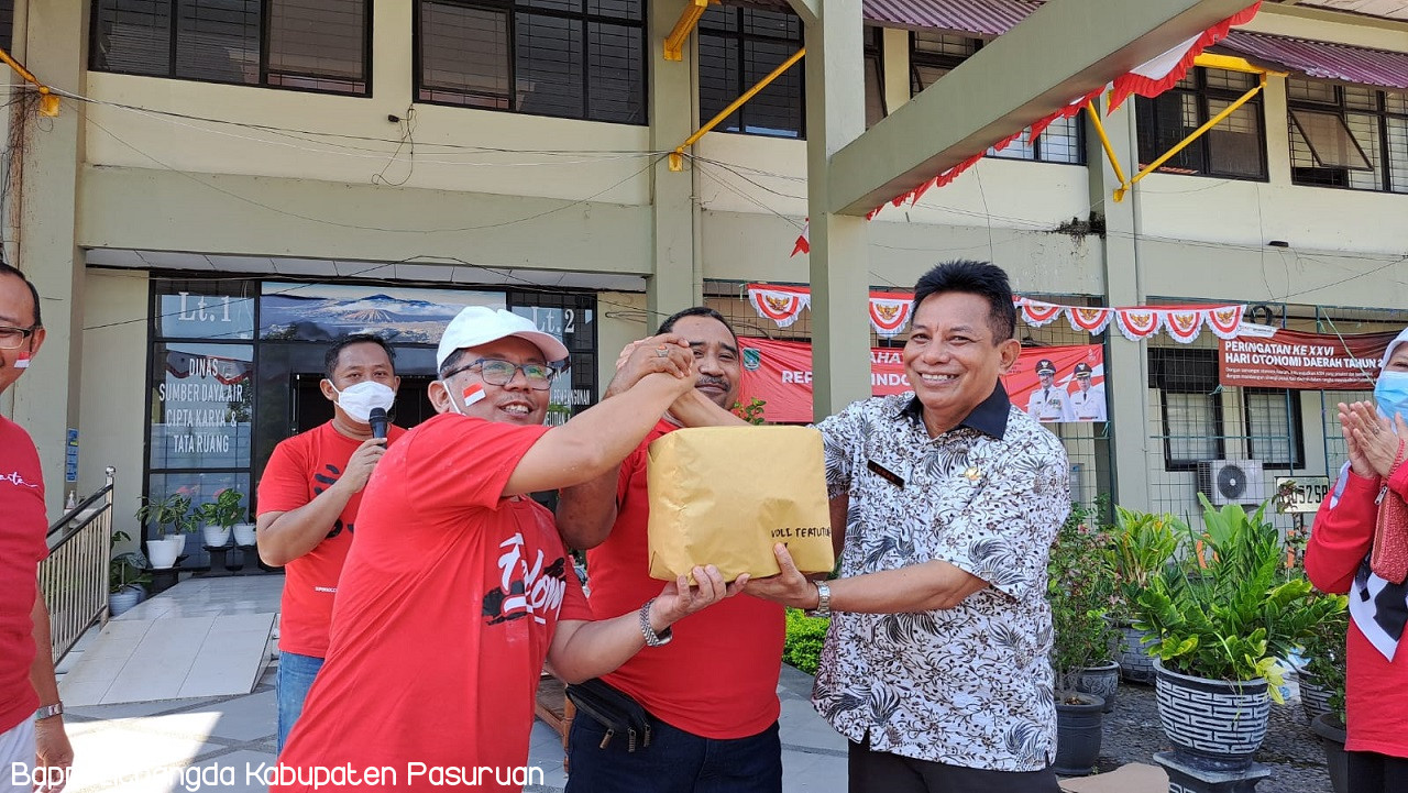 Meriahkan HUT RI ke 77 Bappelitbangda Kabupaten Pasuruan Gelar Serangkaian Lomba